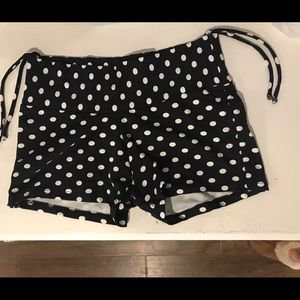 Bikram Hot Yoga Shorts Black White Polka Dots NWT